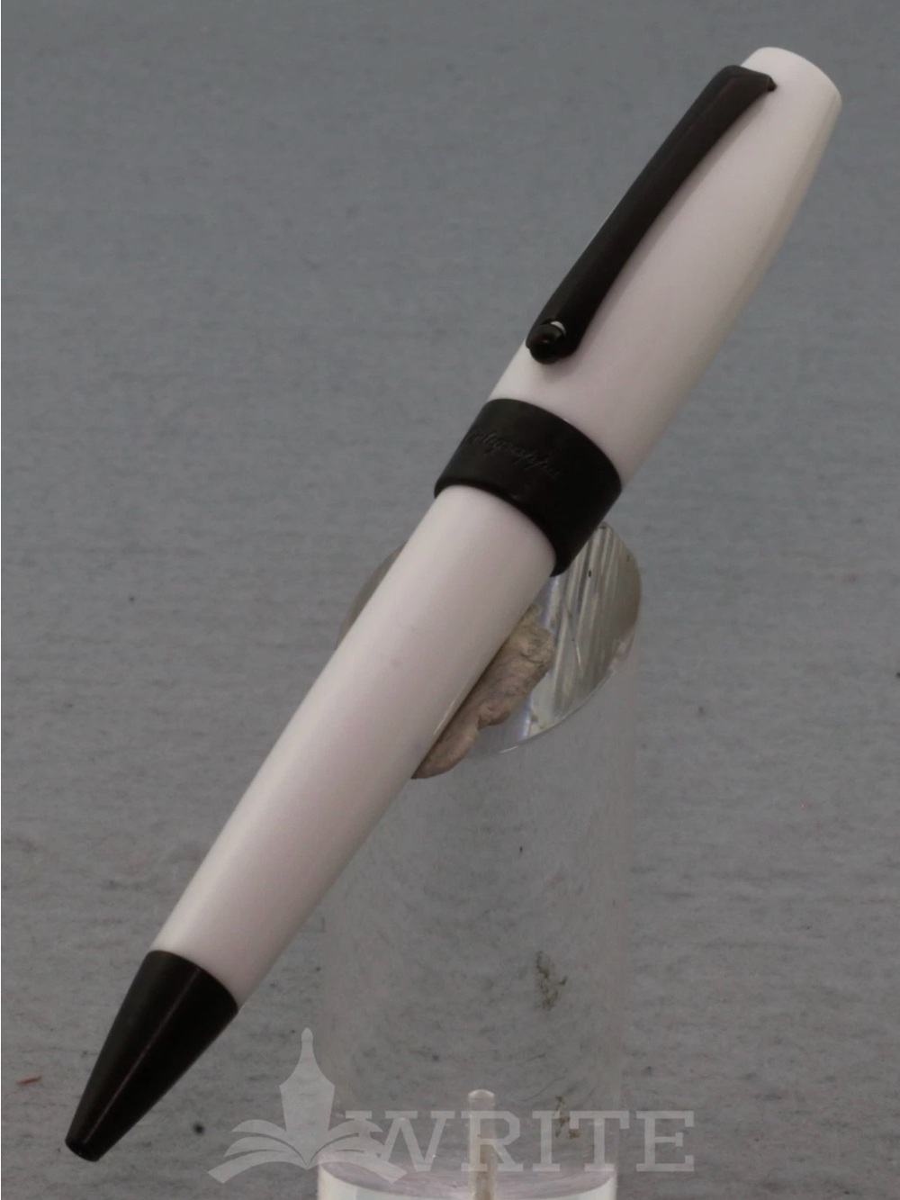 NEW Montegrappa Fortuna White/Ruthenium Ballpoint Pen – Made in Italy – Boxed - Picture 3 of 8